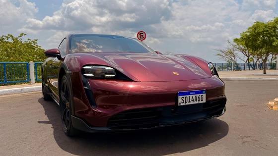 PORSCHE TAYCAN 4S CROSS TURISMO ELÉTRICO